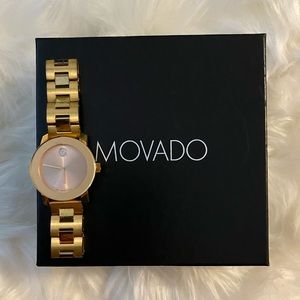 ROSE GOLD MOVADO BOLD